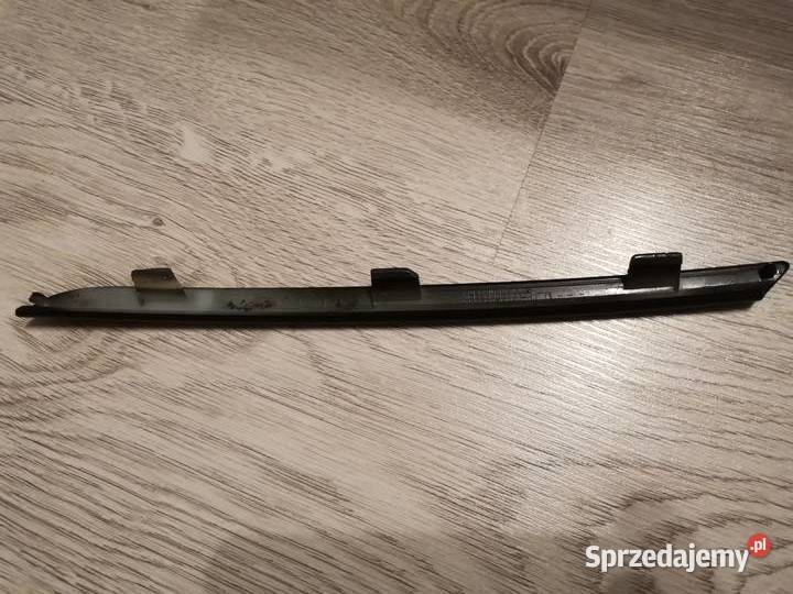 RENAULT CLIO IV PRAWA LISTWA GRILLA 620743795R wielkopolskie Międzychód