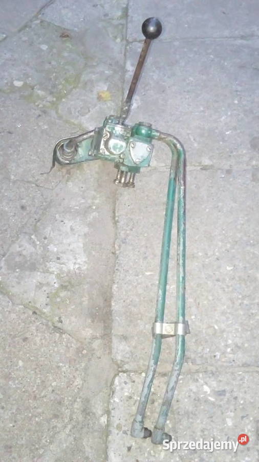 Rozdzielacz hydrauliczny na błotnik do Ursus Odechów