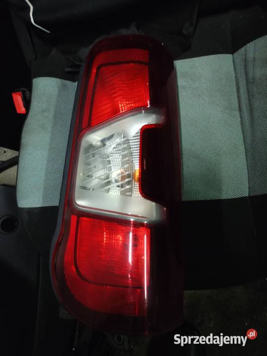 Lampa tył lewy lewa Berlingo IV Combo E Rifter Lampy tylne
