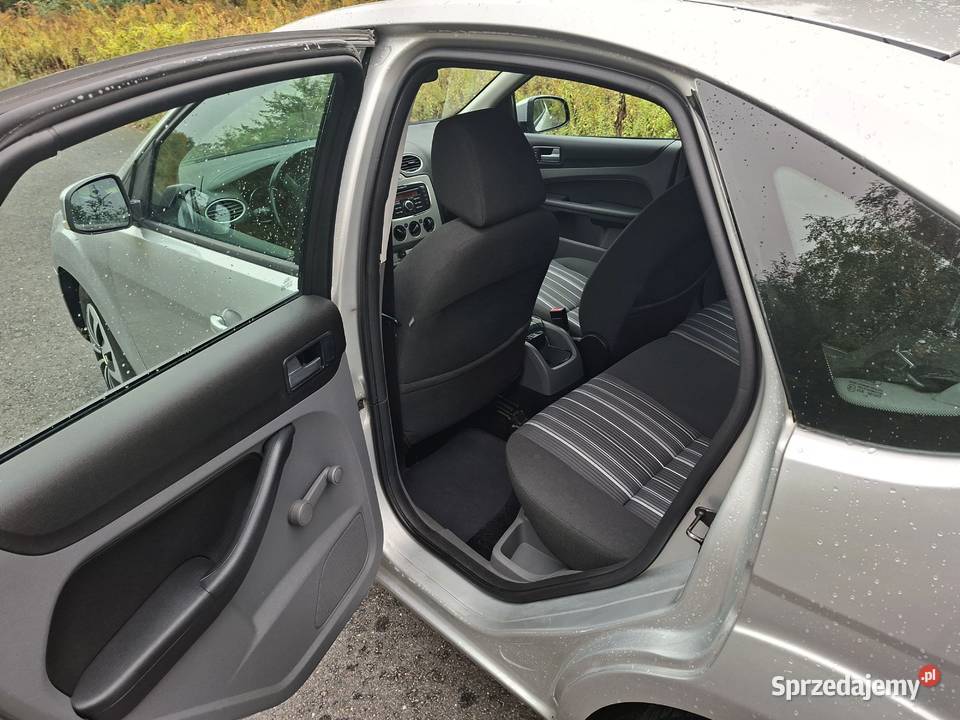 Ładny FORD FOCUS16GAZ 2008 LIFT klima elektryka centralny zamek łódzkie Łódź