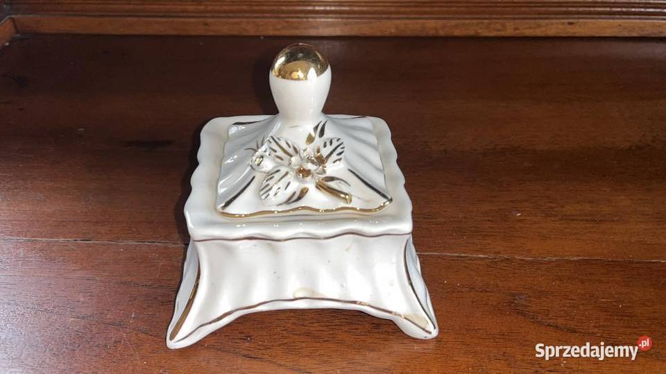 Puzderko na 4 nóżkach Bez sygnatury Gdańsk