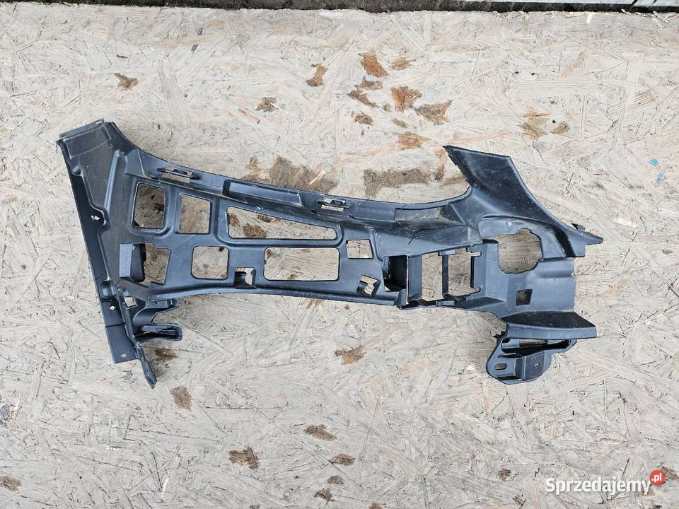MERCEDES W205 ŚLIZG PRAWY ZDERZAKA PRZÓD wielkopolskie Międzychód