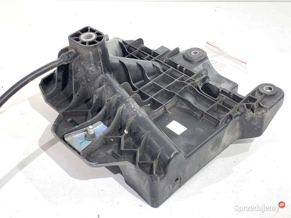 PODSTAWA AKUMULATORA SKODA FABIA III 6C0915331D osobowe Obudowy akumulatorów