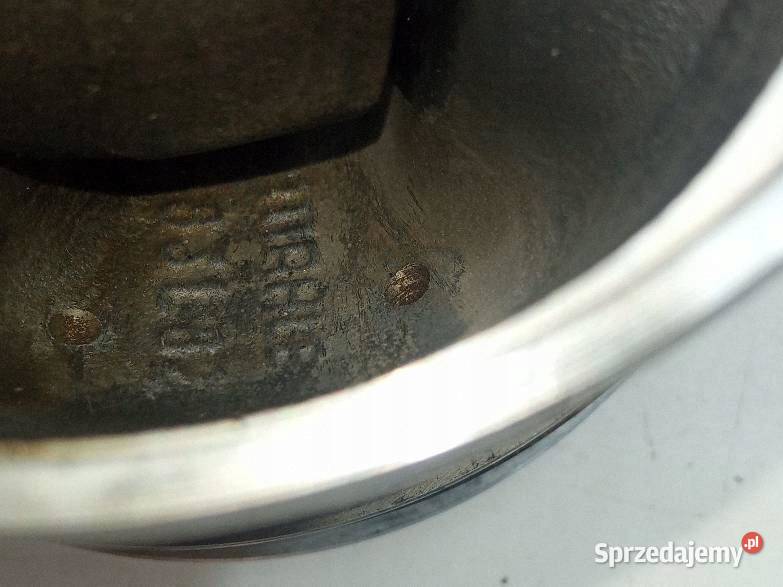 TŁOK KORBOWÓD 83L82 30 TDI Audi A4 IV 20082015 osobowe