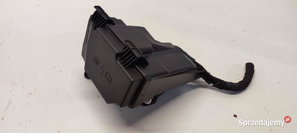 MERCEDES GLC W253 X253 SKRZYNKA BEZPIECZNIKÓW osobowe dolnośląskie