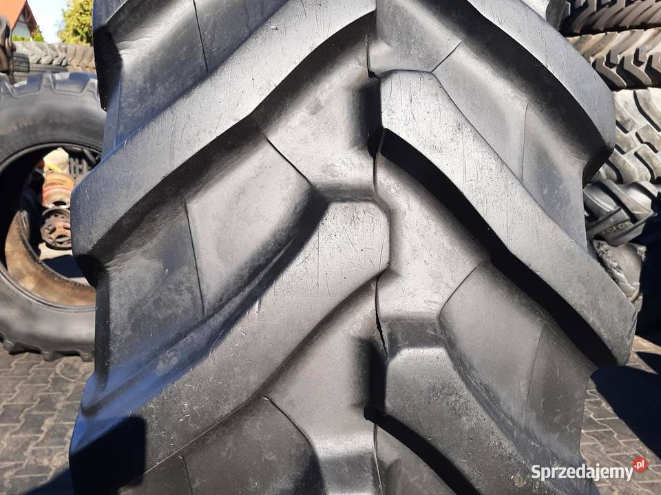 Opona używana rolnicza 71075R42 TRELLEBORG Motoryzacja Zaścianki