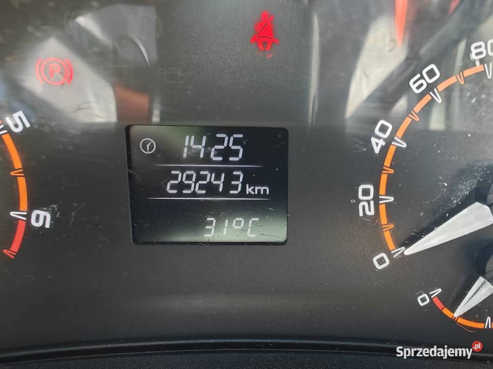 Łada Niva Urban LPG hak holowniczy