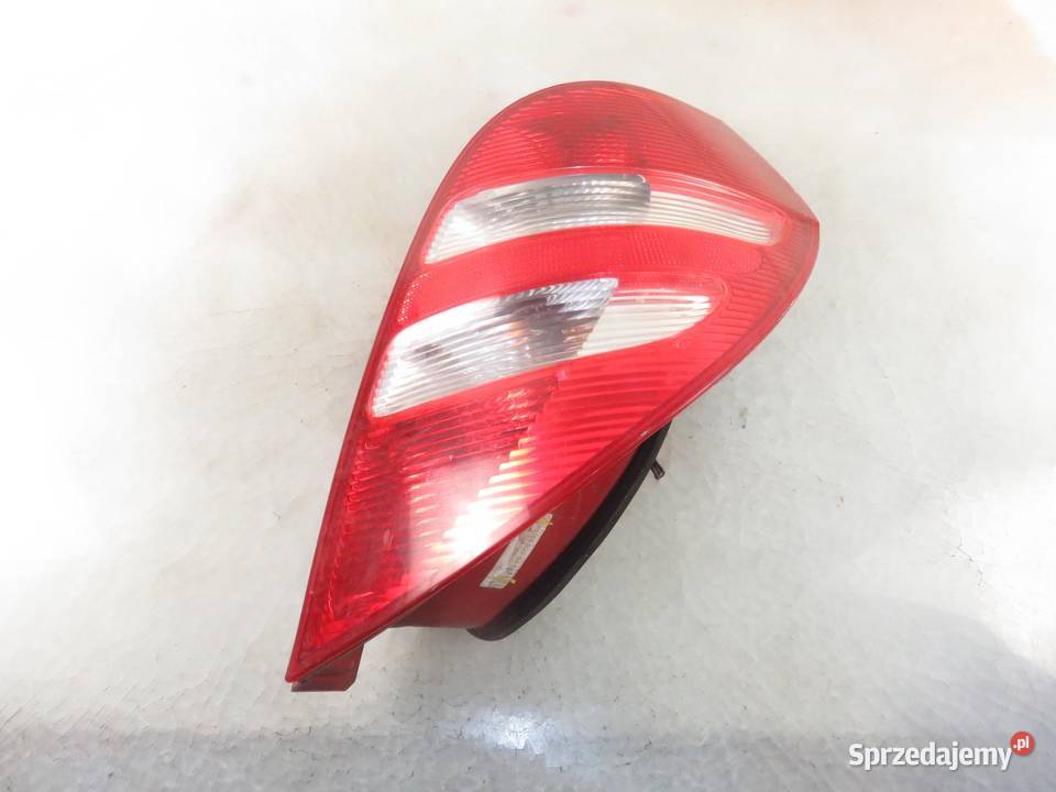 LAMPA PRAWA TYLNA MERCEDES A W169 A1698200464R