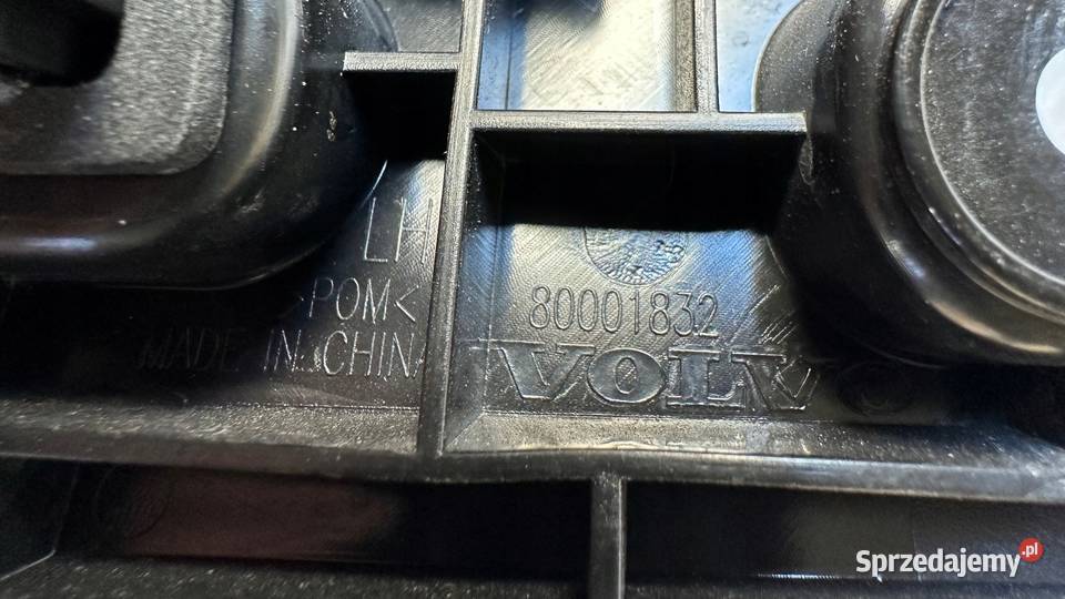 VOLVO EX30 EX30 SLIZG MOCOWANIE ZDERZAKA TYL Motoryzacja Gorzów Wielkopolski