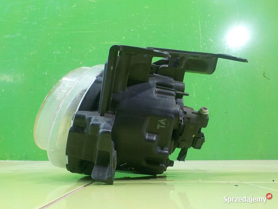 NISSAN JUKE F15 I 16B 10r 5D lampa prawa przod osobowe Suków