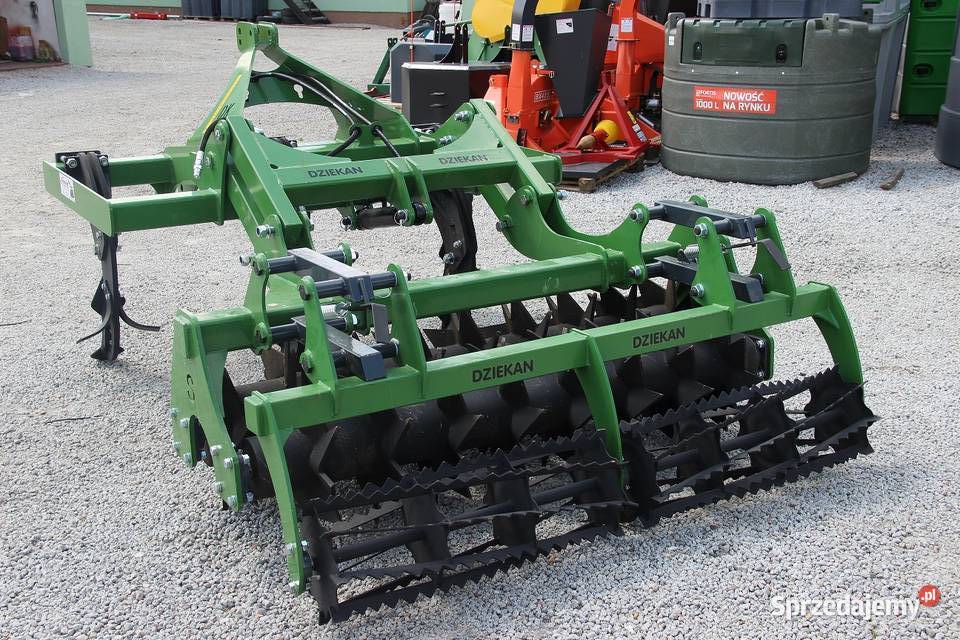 Kultywator dłutowy bezorkowy SMOK 18 40 K3F2Z