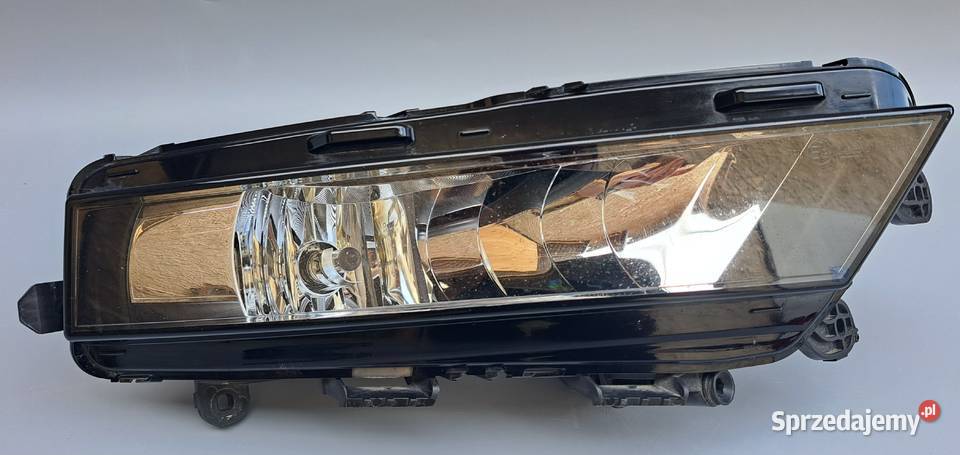 Lampa Przeciwmgielna Prawa Skoda Octavia III FL ZKW Oryginał 5E0941700F