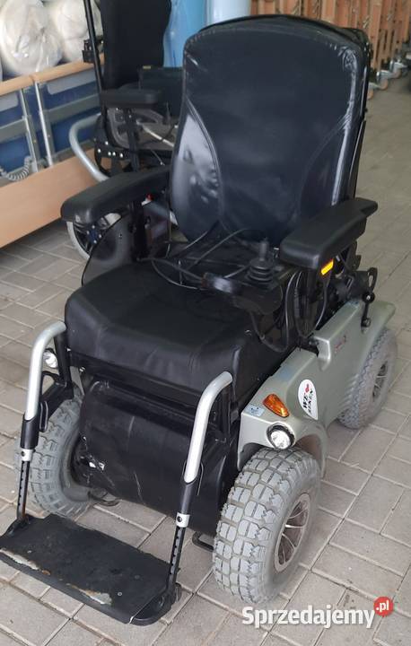 Wózek inwalidzki na zewnątrz duży mocny Invacare dolnośląskie Syców