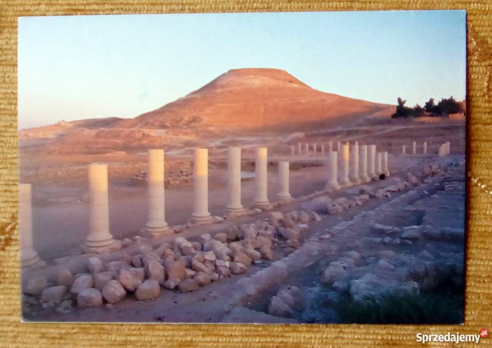 WIDOK NA WZGÓRZE Z FORTECĄ HERODA WIELKIEGO KOŁO Pocztówki i karty telefoniczne Piszczac