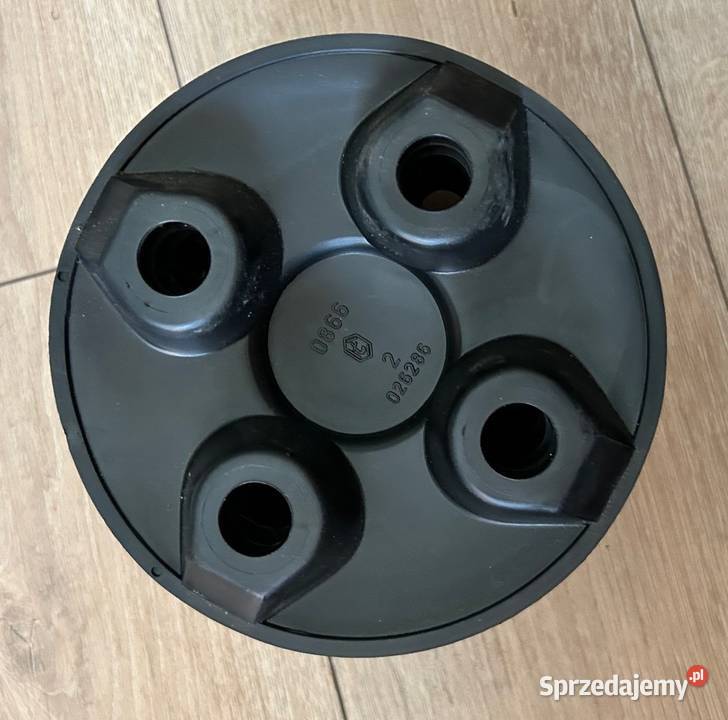 NOWE kołpaki przykręcane małe czarne do Fiata Warszawa