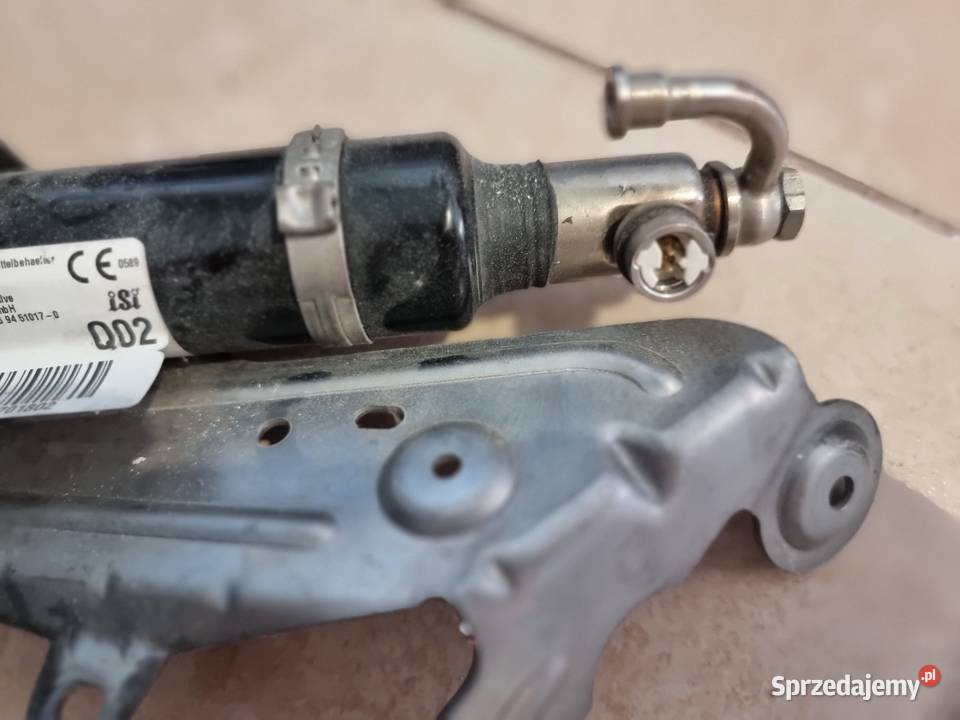 Oryginalna Gaśnicanabój silnika mercedes w213 Pozostałe Radomsko