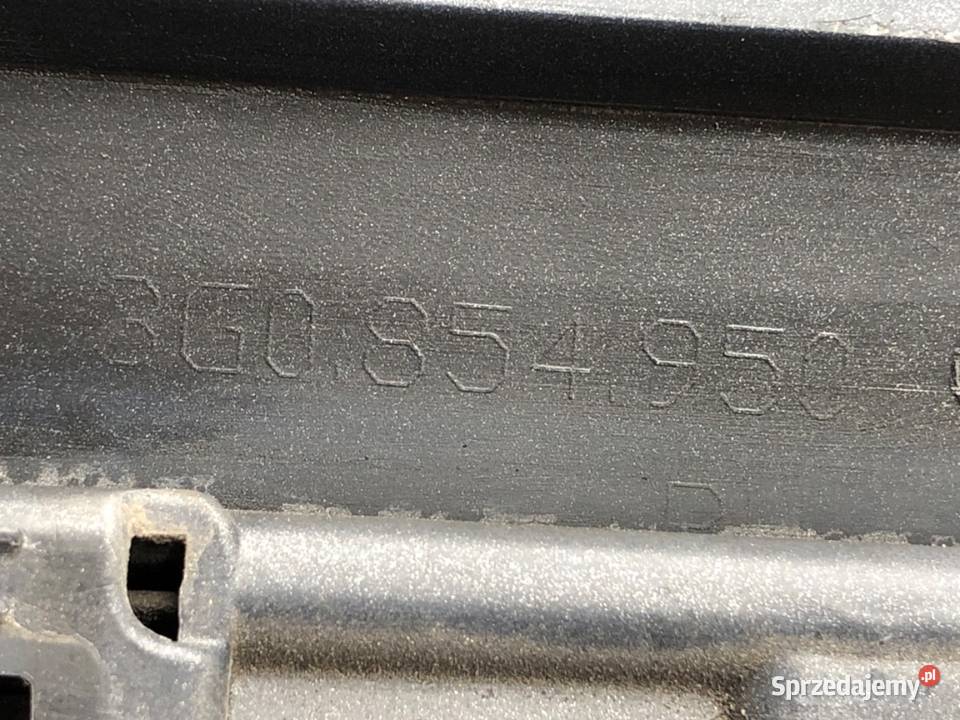 LISTWA DRZWI PRAWY TYŁ VW PASSAT B8 Kombi