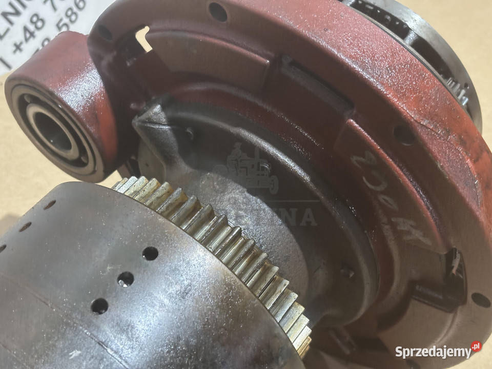 Massey Ferguson 6475 6480 Przekładnia Obudowa Jastrzębniki