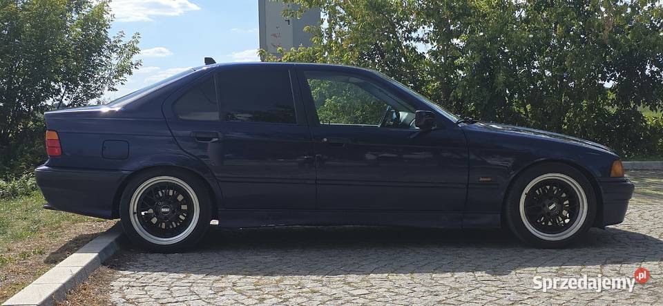 BMW Seria 3 E36 29 M57 sedan 1996 Zawichost sprzedam