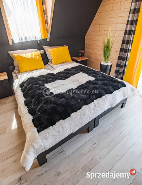 Narzuta z owczej skóry białoczarna 160x200 Rozmiar 160x200 Szaflary