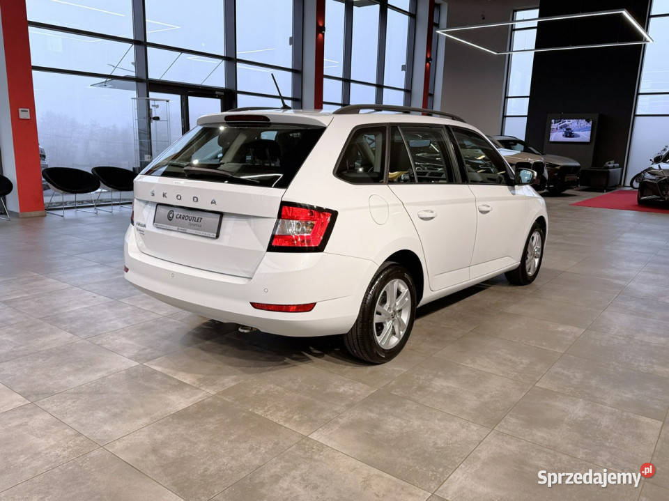koda Fabia VAT 23 Combi Ambition 10TSI 95 M5 komputer pokładowy Myślenice