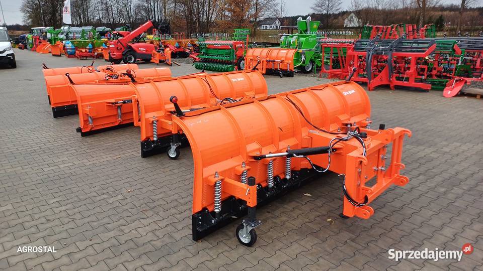 Pług do śniegu odśnieżny strzałka hydrauliczny Wola Różaniecka