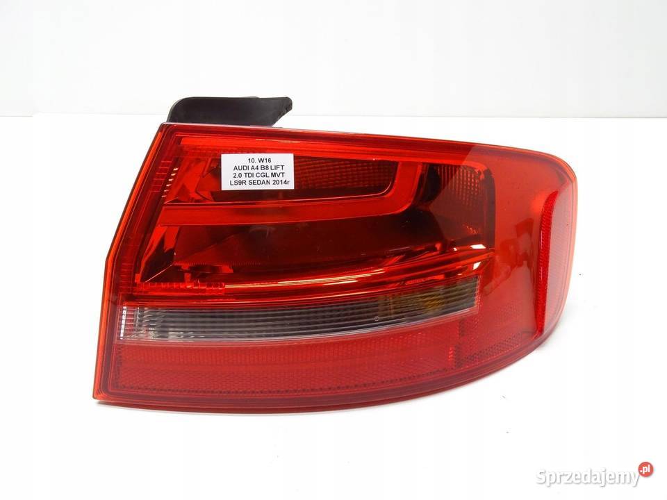 LAMPA PRAWA PRAWY TYŁ W BŁOTNIK AUDI A4 B8 SEDAN