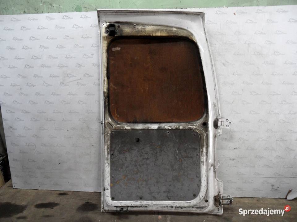 VOLKSWAGEN CADDY III 09r drzwi lewe tył świętokrzyskie