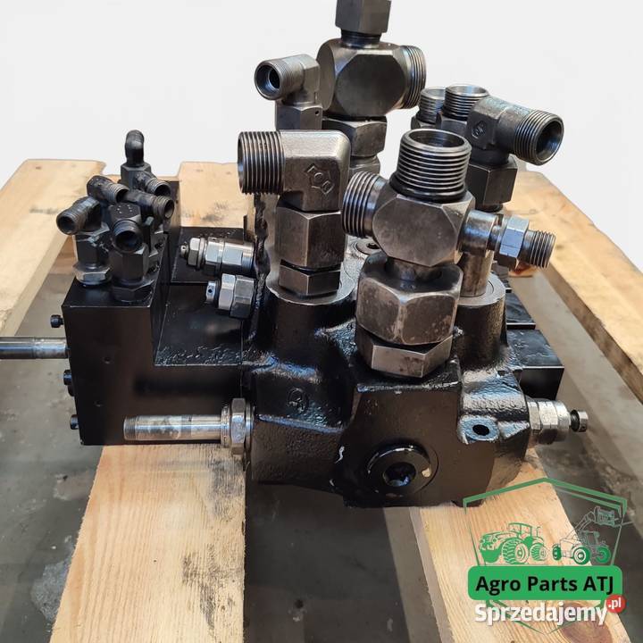 Manitou MLT 627 Rozdzielacz hydrauliczny Ciechanowiec sprzedam