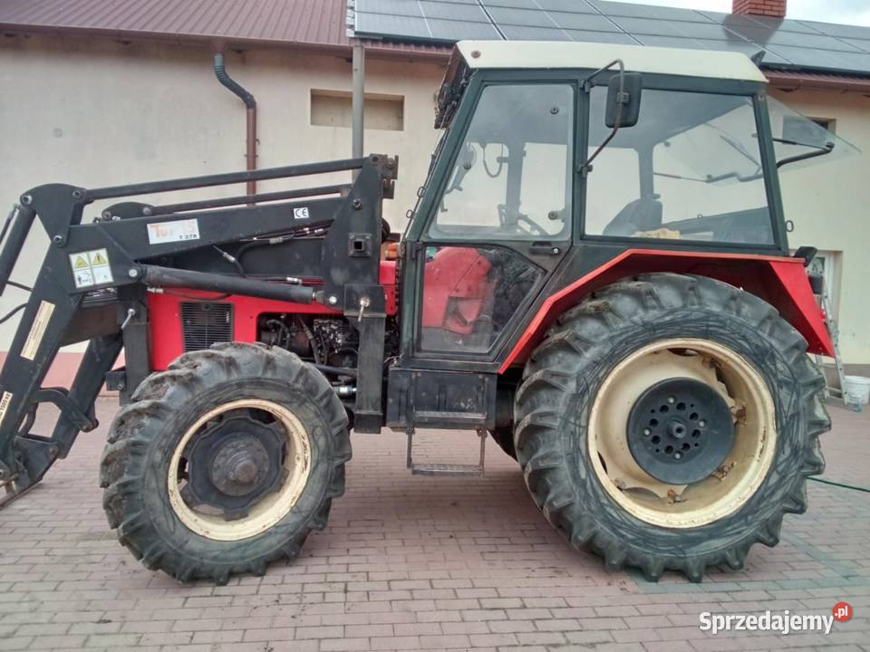 Ciągnik z ładowaczem sprzedam