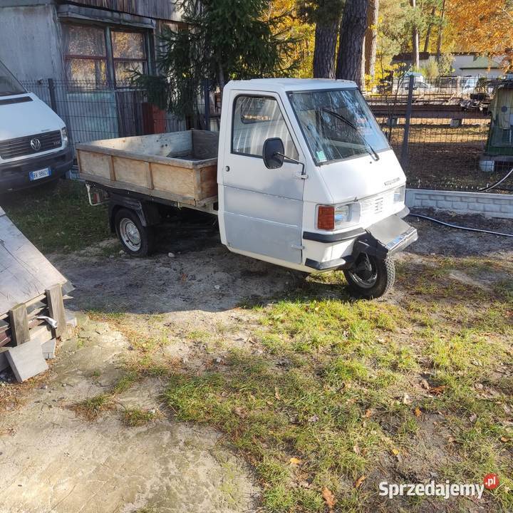 Piaggio Vespa ape tm 701 Vespa car Józefów