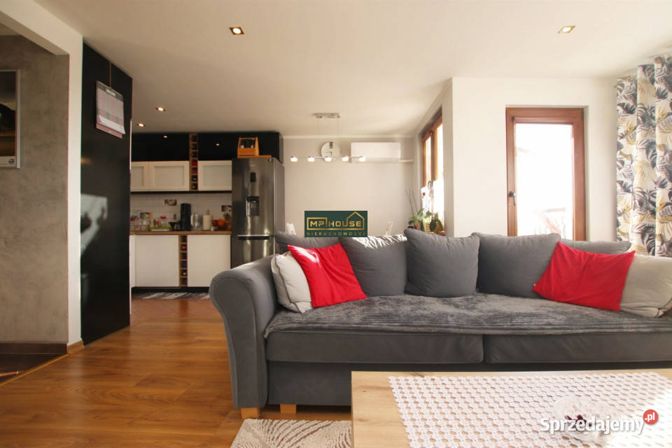 sprzedaży mieszkania Wałbrzych 605m2 3 pokoje 6760zł/m2 sprzedam