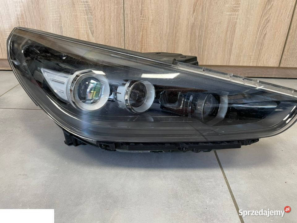 Hyundai i30 III 15 reflektor full Led prawy Oświetlenie Kozubszczyzna