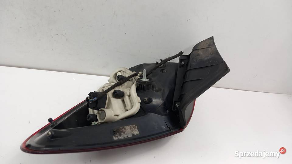 OPEL ASTRA J HB LAMPA TYŁ LEWA wielkopolskie Zbierkowo