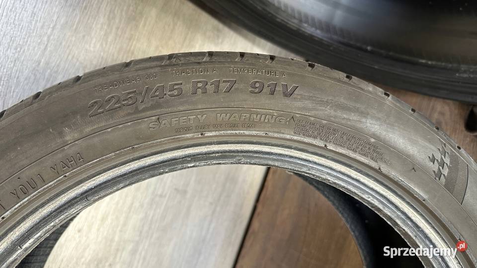 2X KUMHO ECSTA HS51 22545R17 91V 2017 55mm