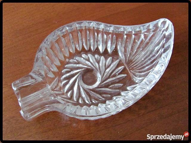Popielniczka szklana kształt liścia Płock sprzedam