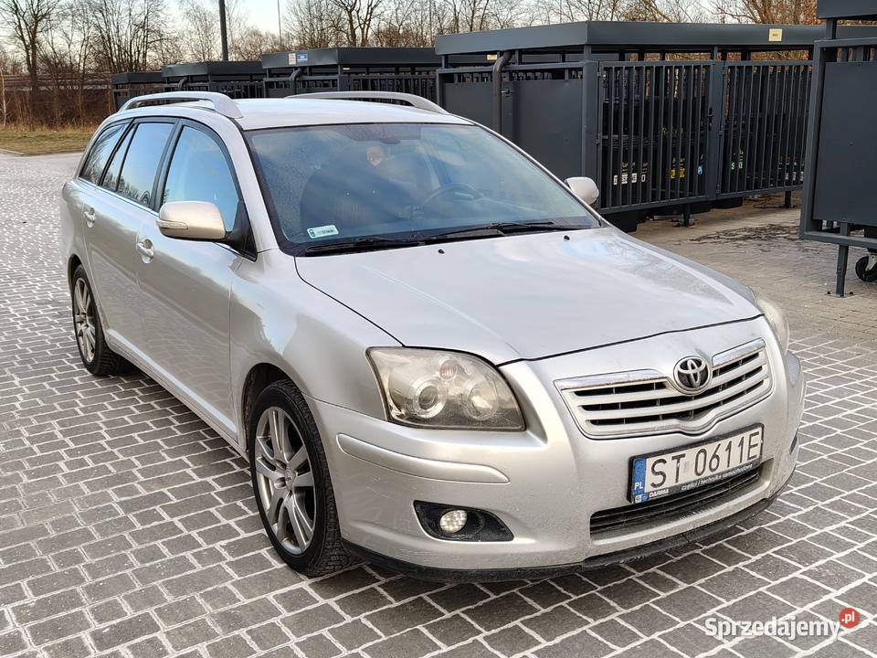 Toyota Avensis 20d4d 2007r Konin
