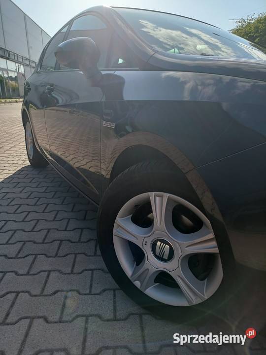 Seat Ibiza hatchback 2009 12 w LPG manualna Katowice
