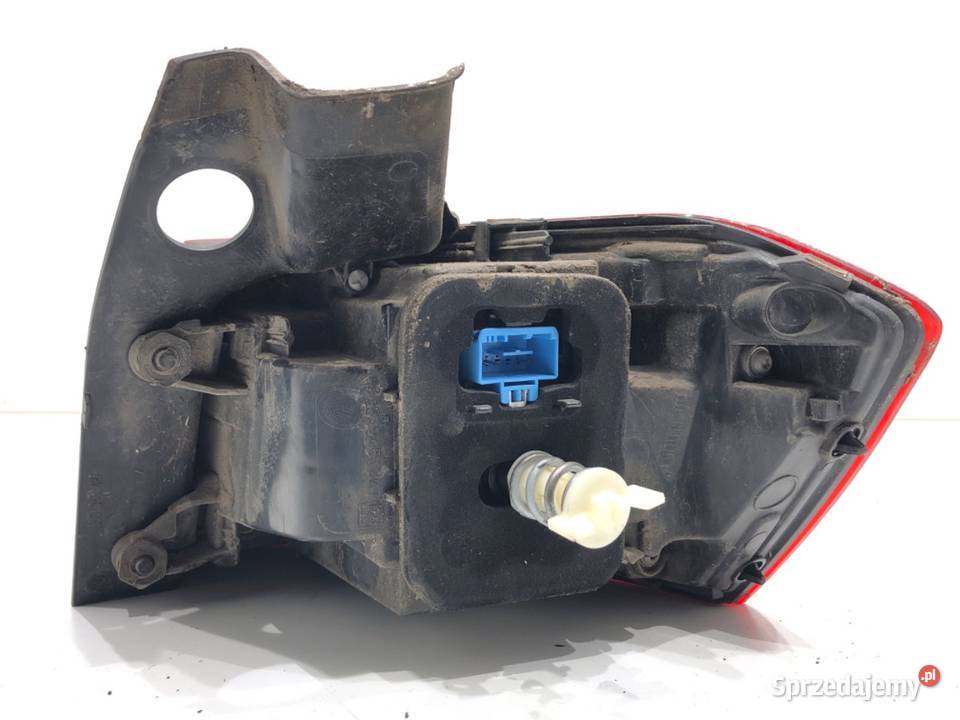 LAMPA LEWY TYŁ VW PASSAT B8 Kombi ŚWIATŁO TYLNA osobowe