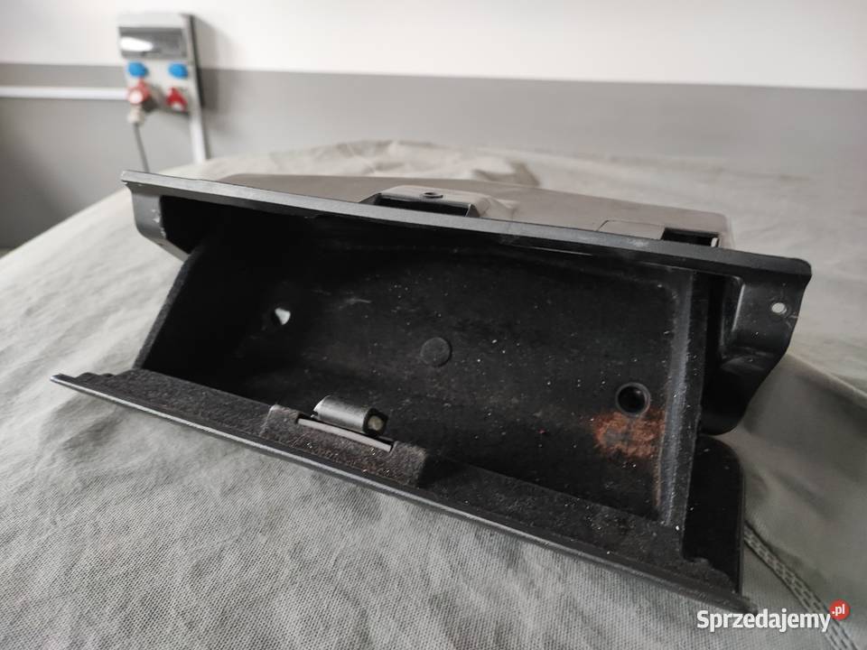 Schowek klimatyzacji VW Golf 2 mk2 oryginalny Hrubieszów