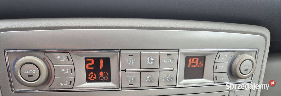 Panel klimatyzacji nawiewu Citroen C5 x7 Rok produkcji 2010 sprzedam