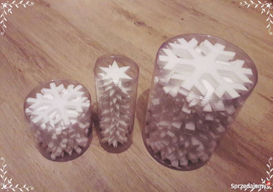 Gwiazdki śnieżynki styropianowe 60 105 140 mm