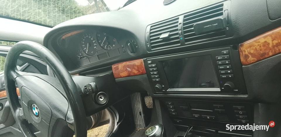 Sprzedam zamienię BMW e39 520i