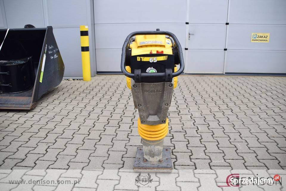 Skoczek Bomag BT65 Maszyny budowlane małopolskie Suchoraba sprzedam