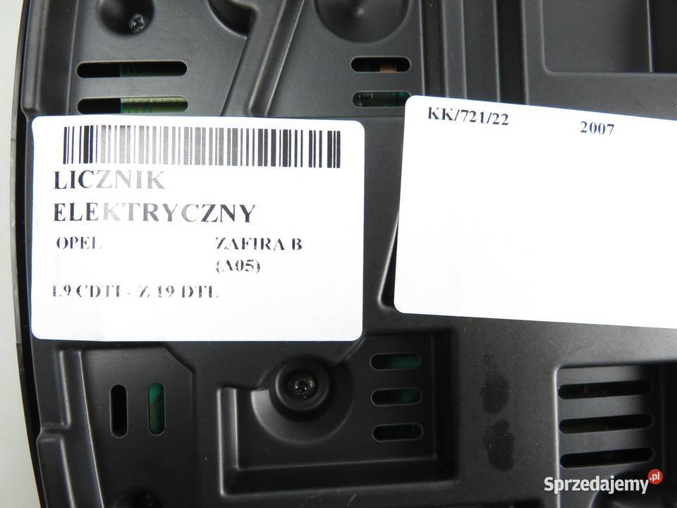 LICZNIK OPEL ZAFIRA B A05 19 CDTI 13251615BM