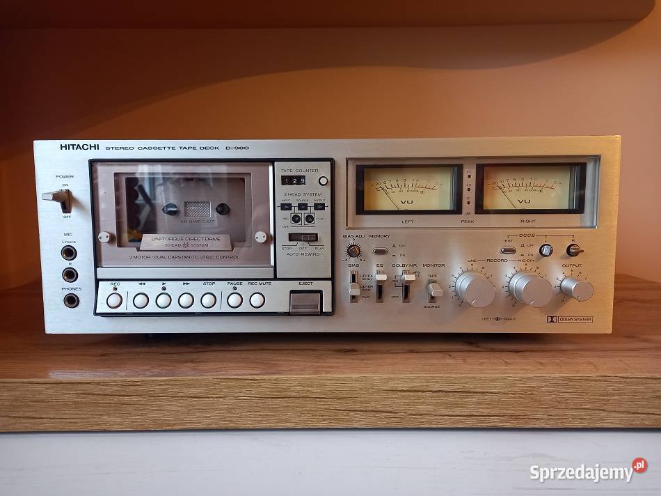 Hitachi D-980