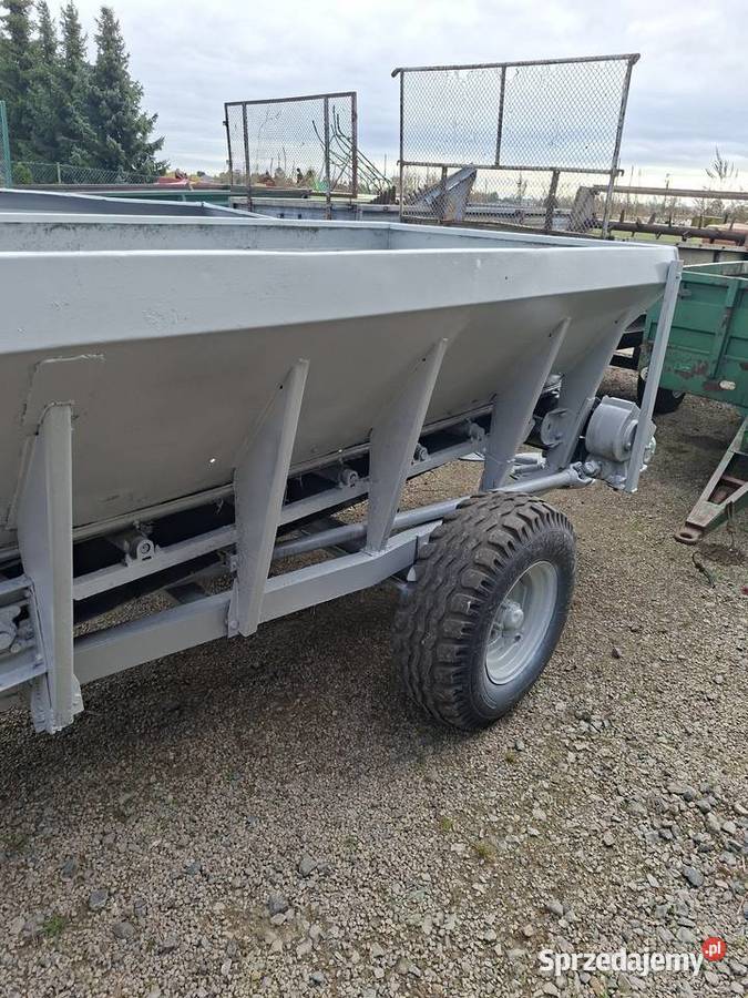 Rozsiewacz wapna rcw3 okazja sprawny transport Parczew