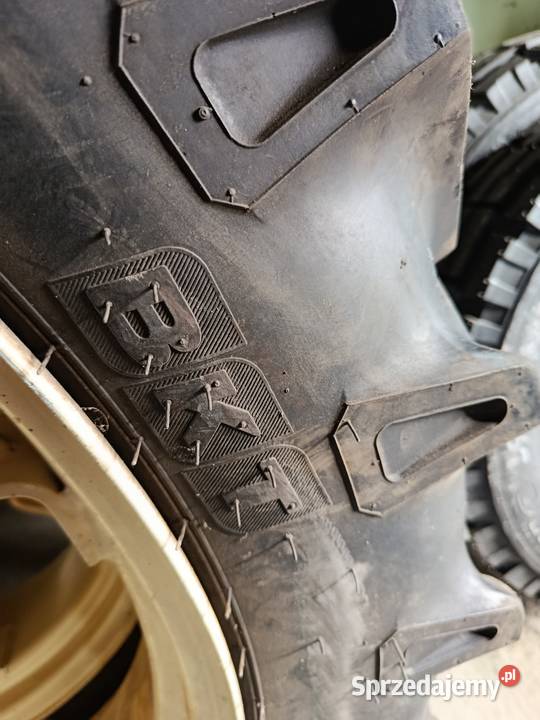 koła wąskie 9536 do C360 Zetor BKT z gwiazdami Posądza