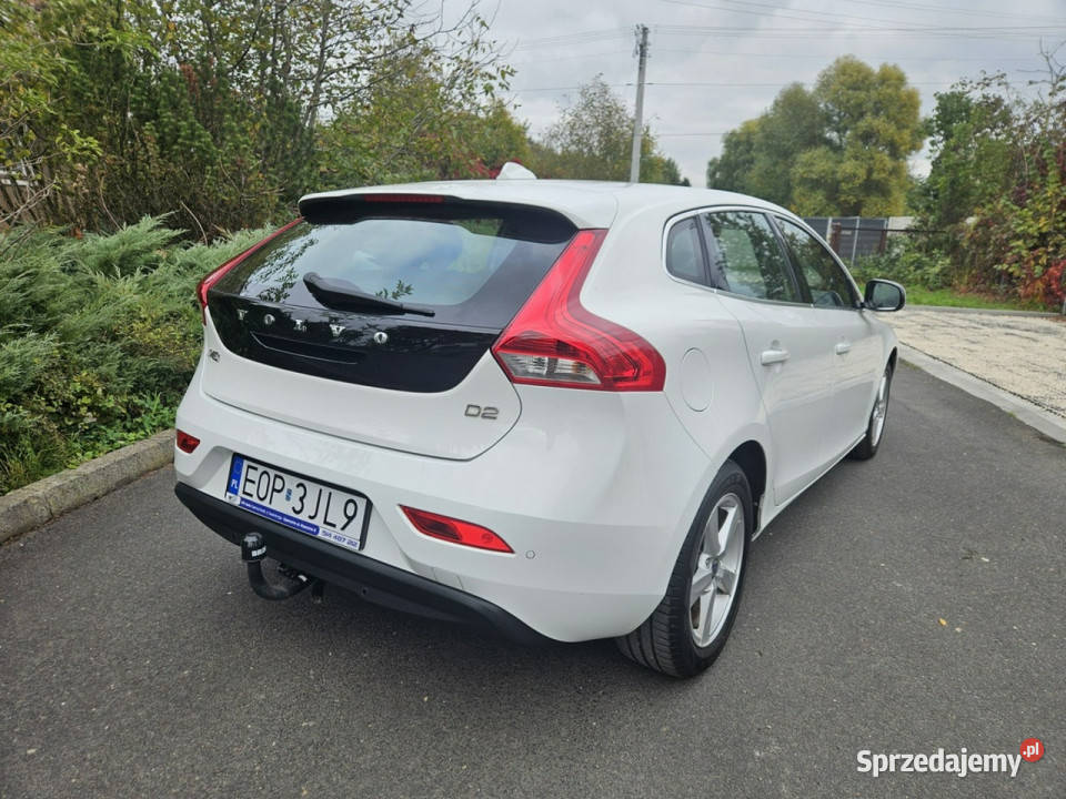 Volvo V40 100 Fabryczny Lakier Momentum nawigacja Opoczno sprzedam