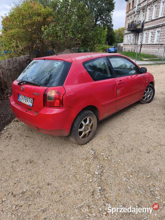 Toyota Corolla e12 16 benzyna w całości na dolnośląskie Świebodzice
